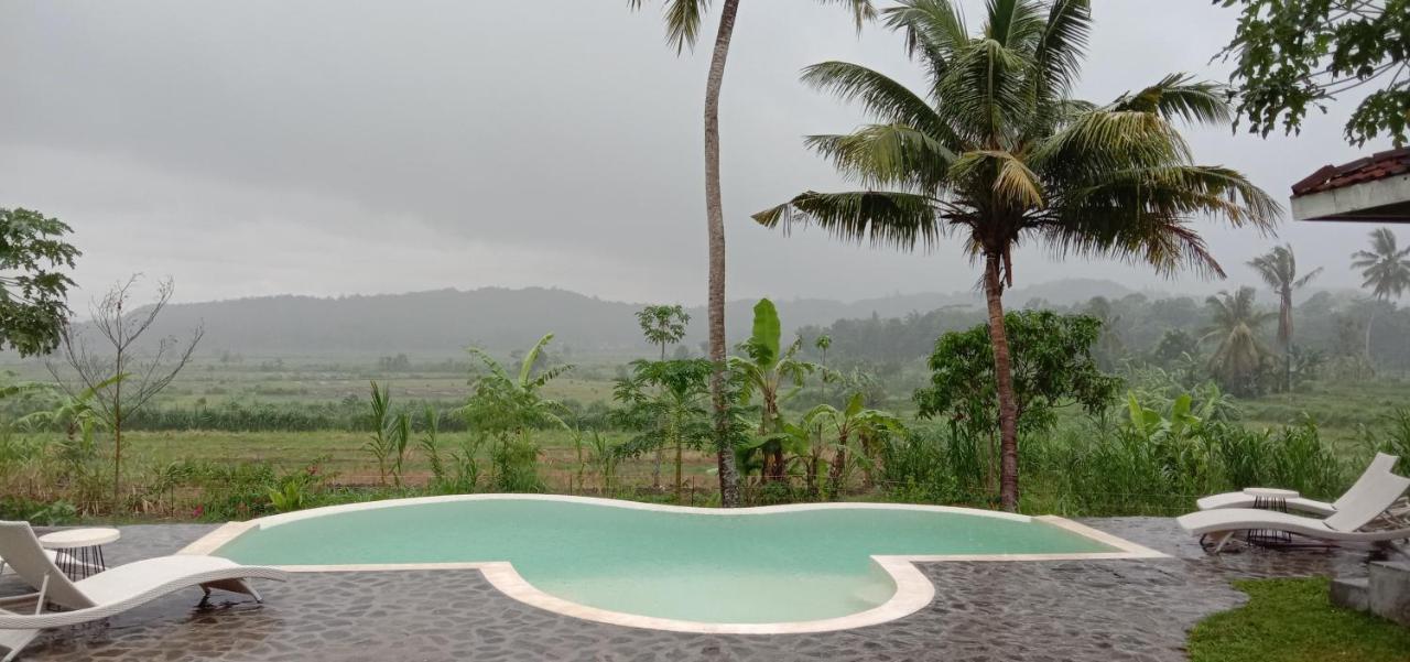 Sunmoonstarvillas Yogyakarta Jarakan Esterno foto