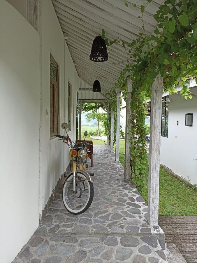 Sunmoonstarvillas Yogyakarta Jarakan Esterno foto