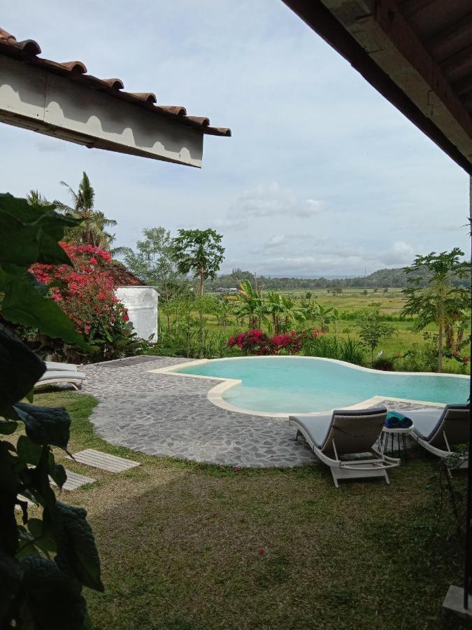 Sunmoonstarvillas Yogyakarta Jarakan Esterno foto