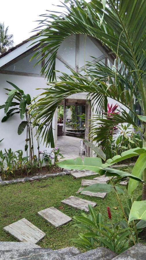 Sunmoonstarvillas Yogyakarta Jarakan Esterno foto