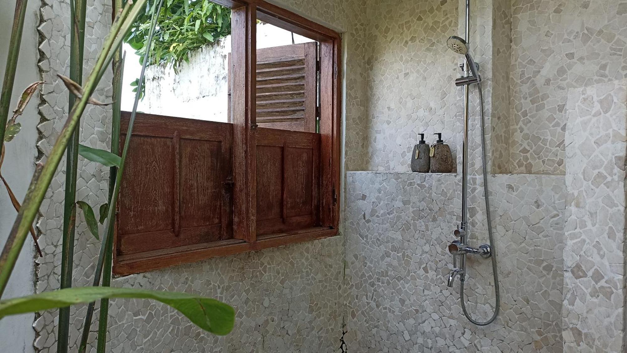 Sunmoonstarvillas Yogyakarta Jarakan Esterno foto